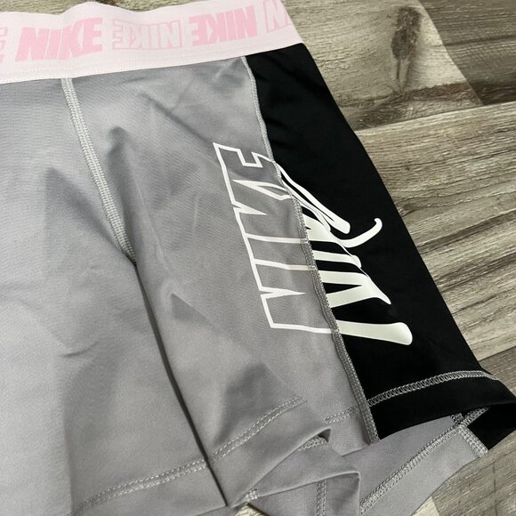 Nike Athletic Dri-Fit Mid Rise Graphic Spandex Shorts Grey Multi Women’s Size M - Picture 3 of 7